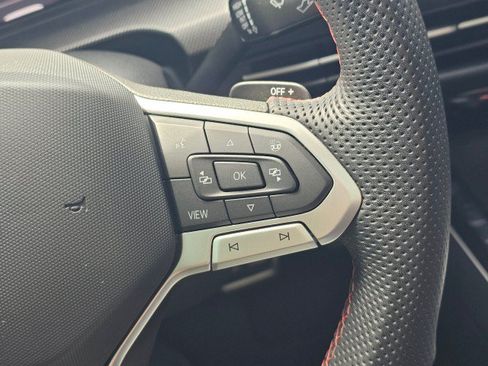 Certified 2025 Volkswagen GTI SE FWD image 30
