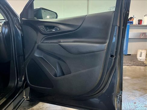 Certified 2022 Chevrolet Equinox LT image 12