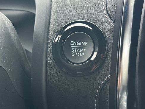 New 2025 Ford Expedition Max Platinum w/ Stealth Appearance Package image 24