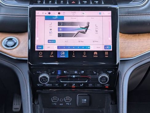 Used 2021 Jeep Grand Cherokee L Summit image 18