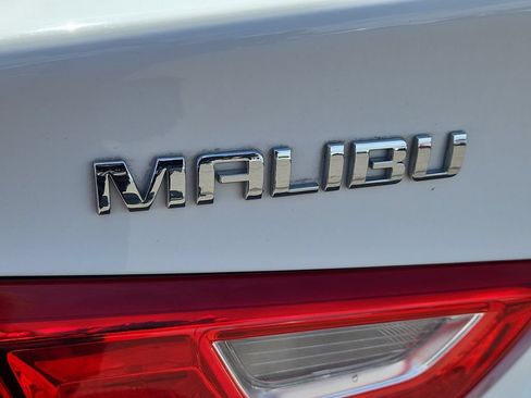 Used 2024 Chevrolet Malibu LS FWD image 5