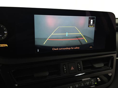 Certified 2025 Lexus ES 350 w/ Premium Package image 26