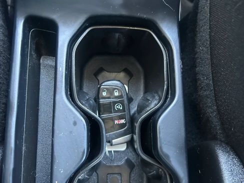 Used 2018 Jeep Renegade Sport w/ Power & Air Group AWD/4WD image 12