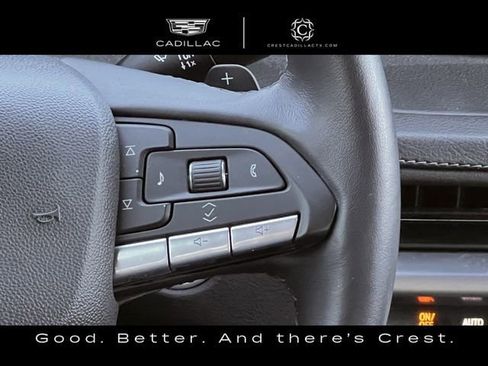 Used 2024 Cadillac XT4 Premium Luxury image 16