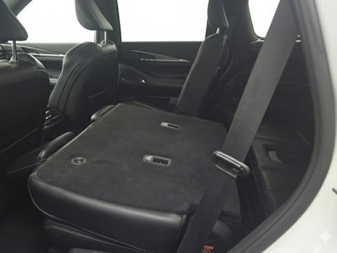Used 2025 INFINITI QX60 Luxe w/ Black Edition image 10