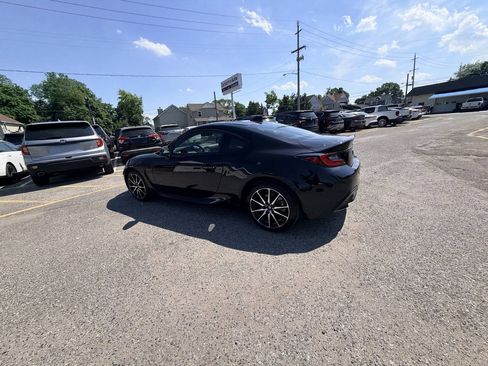 Used 2025 Toyota GR86 RWD image 26
