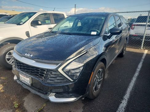 Certified 2023 Kia Sportage LX AWD/4WD image 3