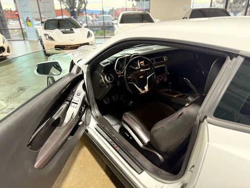 Used 2013 Chevrolet Camaro ZL1 image 11