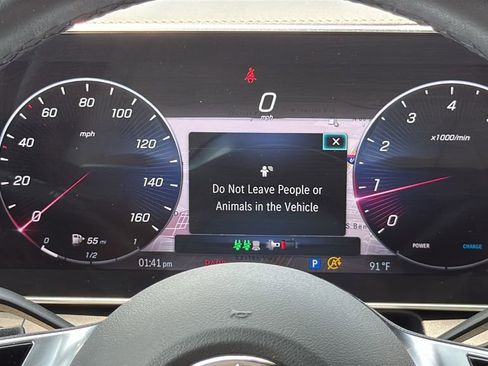 Used 2024 Mercedes-Benz GLC 300 4MATIC image 20