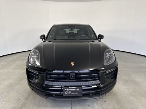 Certified 2024 Porsche Macan Turbo AWD/4WD image 10