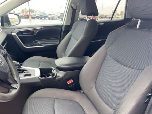 Used 2023 Toyota RAV4 LE image 11