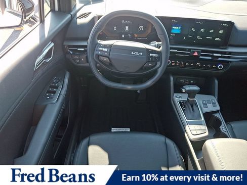 New 2026 Kia Sportage X-Line w/ X-Line Premium Package AWD/4WD image 9