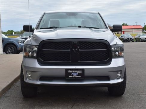 Used 2019 RAM 1500 Express w/ Wheel & Sound Group AWD/4WD image 10