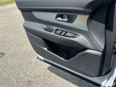 New 2025 Nissan Murano SL w/ Cargo Package image 16