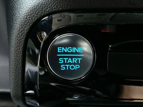 New 2025 Ford Escape SE w/ PHEV Premium Package image 14