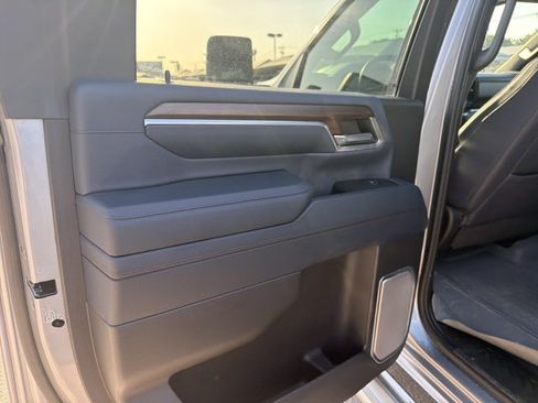 Used 2024 Chevrolet Silverado 3500 High Country w/ High Country Premium Package AWD/4WD image 18