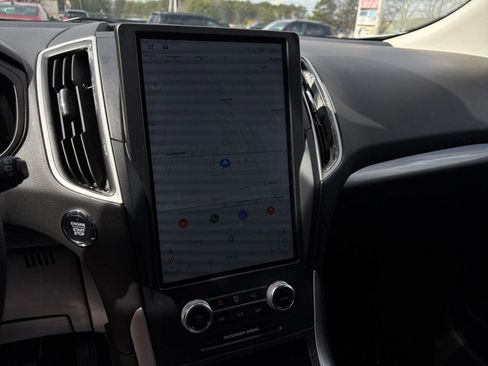 Used 2024 Ford Edge SEL image 26