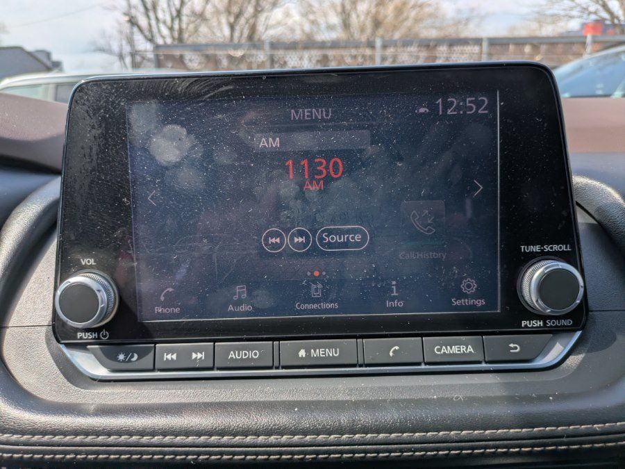 Used 2021 Nissan Rogue SL AWD/4WD image 11
