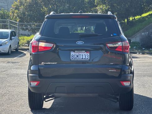 Certified 2018 Ford EcoSport SE image 5