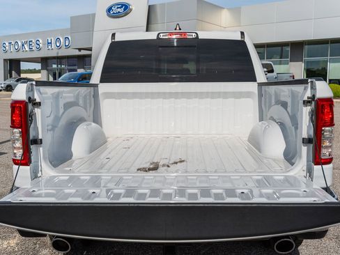 Used 2022 RAM 1500 Big Horn RWD image 18