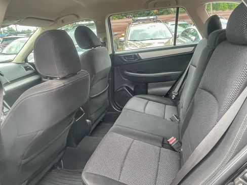 Used 2017 Subaru Outback 2.5i AWD/4WD image 29