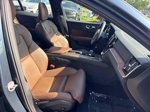 Used 2024 Volvo S60 B5 Ultimate w/ Climate Package AWD/4WD image 16