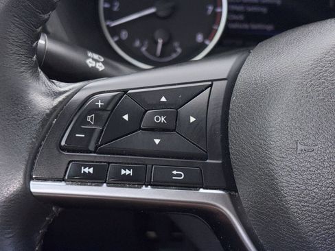 Used 2022 Nissan Sentra SV w/ Trunk Package FWD image 11