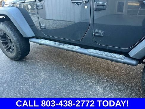 Used 2016 Jeep Wrangler Unlimited Rubicon w/ Connectivity Group AWD/4WD image 31