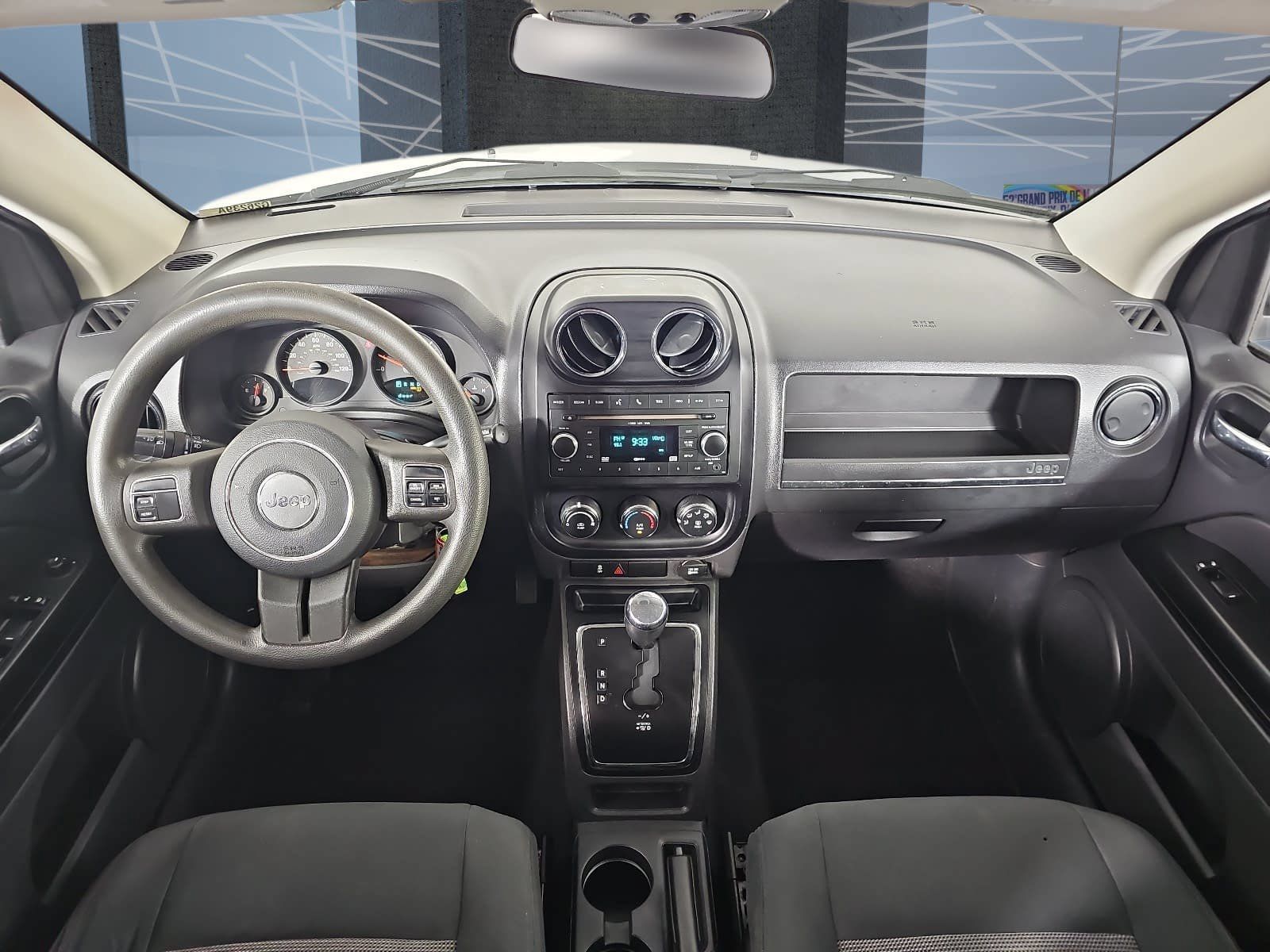 Used 2011 Jeep Compass 4WD image 9