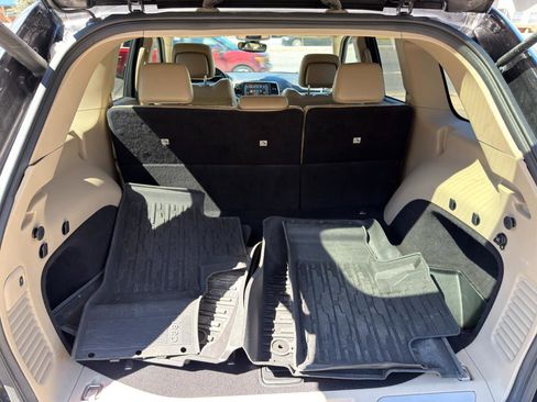 Used 2017 Jeep Grand Cherokee Limited image 13