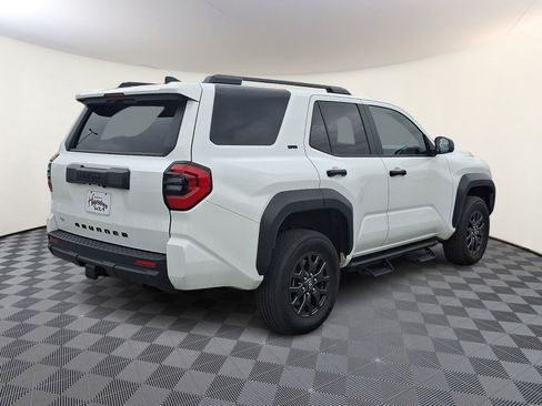 Used 2025 Toyota 4Runner SR5 AWD/4WD image 6