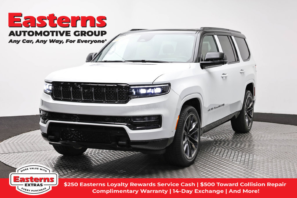 Used 2025 Jeep Grand Wagoneer Series III w/ Rear Seat Video Group 1 AWD/4WD image 1