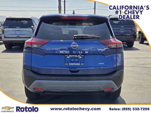Used 2023 Nissan Rogue S AWD/4WD image 6