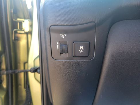Used 2010 Kia Soul + w/ Audio Pkg FWD image 20