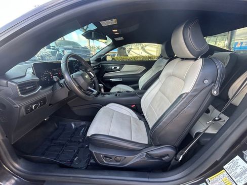 Used 2024 Ford Mustang GT Premium image 10