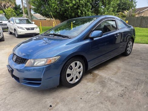 Used 2010 Honda Civic LX image 3