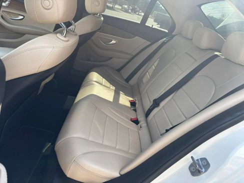 Used 2019 Mercedes-Benz C 300 4MATIC Sedan image 31