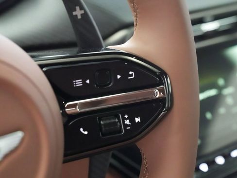 New 2026 Aston Martin V8 Vantage S RWD image 10