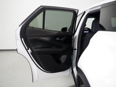Used 2024 Chevrolet Blazer EV LT AWD/4WD image 61