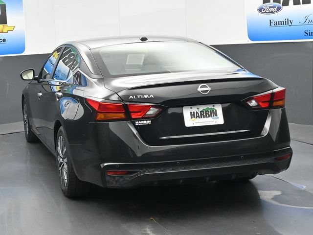 Used 2025 Nissan Altima 2.5 SV FWD image 4