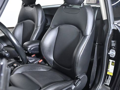 Used 2019 MINI Cooper S image 18