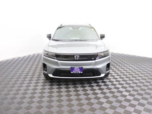 Used 2025 Honda Prologue Touring image 4