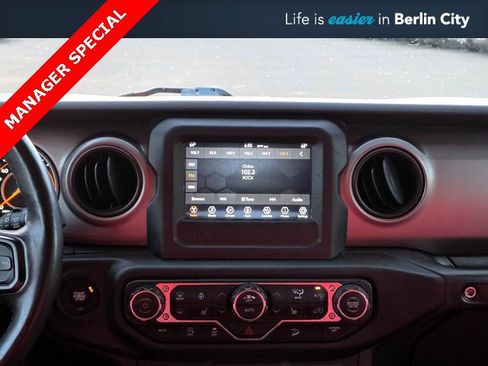 Used 2018 Jeep Wrangler Unlimited Sport S image 20