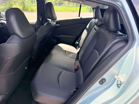Used 2019 Toyota Prius XLE AWD/4WD image 11