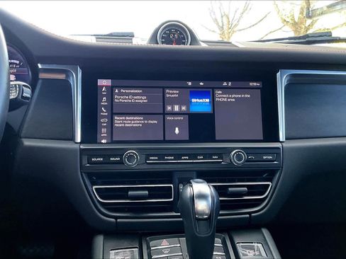 Used 2021 Porsche Macan GTS image 33
