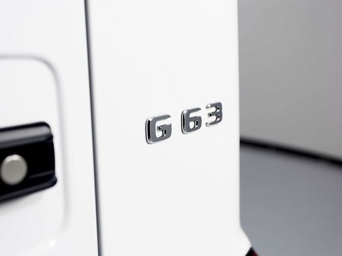 Used 2025 Mercedes-Benz G 63 AMG 4MATIC image 39