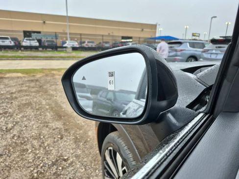 New 2026 Mitsubishi Outlander SE FWD image 35