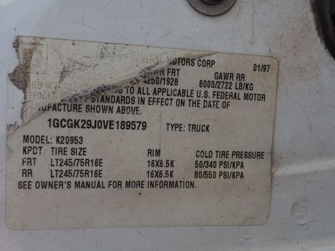 Used 1997 Chevrolet Silverado 2500 4x4 Extended Cab w/ Preferred Equipment Group 2 image 6