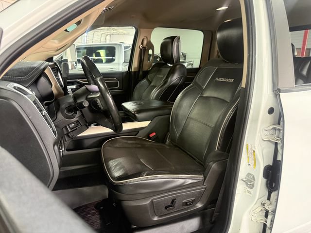 Used 2020 RAM 3500 Laramie AWD/4WD image 17
