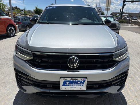 Certified 2022 Volkswagen Tiguan SE R-Line AWD/4WD image 10